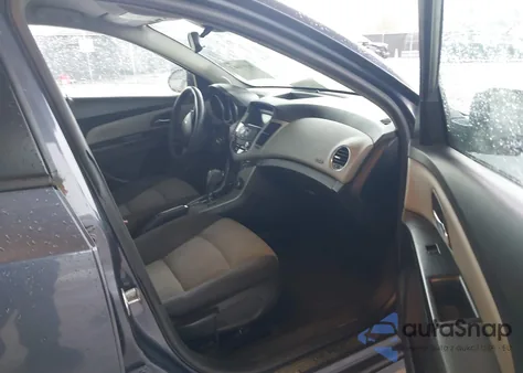 2013 Chevrolet Cruze Ls Auto z USA, uszkodzony, nr VIN 1G1PA5SH3D7230973